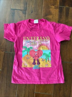 **As-Is** Bad Bunny Kids Sz M Tee Shirt Pink Short Sleeve Un Verano Sin Ti Reuse
